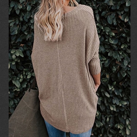 🆕Kulia Tunic Top With Front Tie - Picture 2 of 2